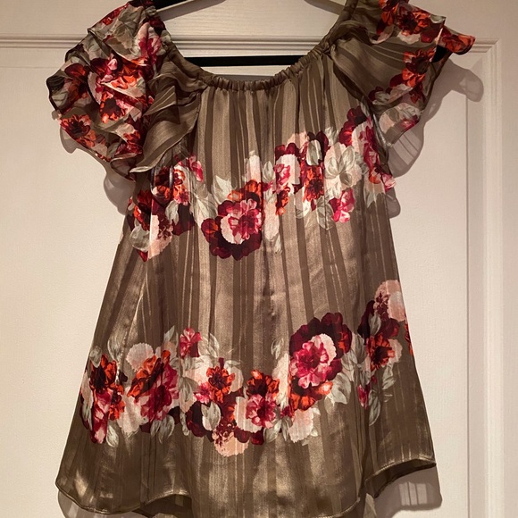 Banana republic blouse - Picture 2 of 2